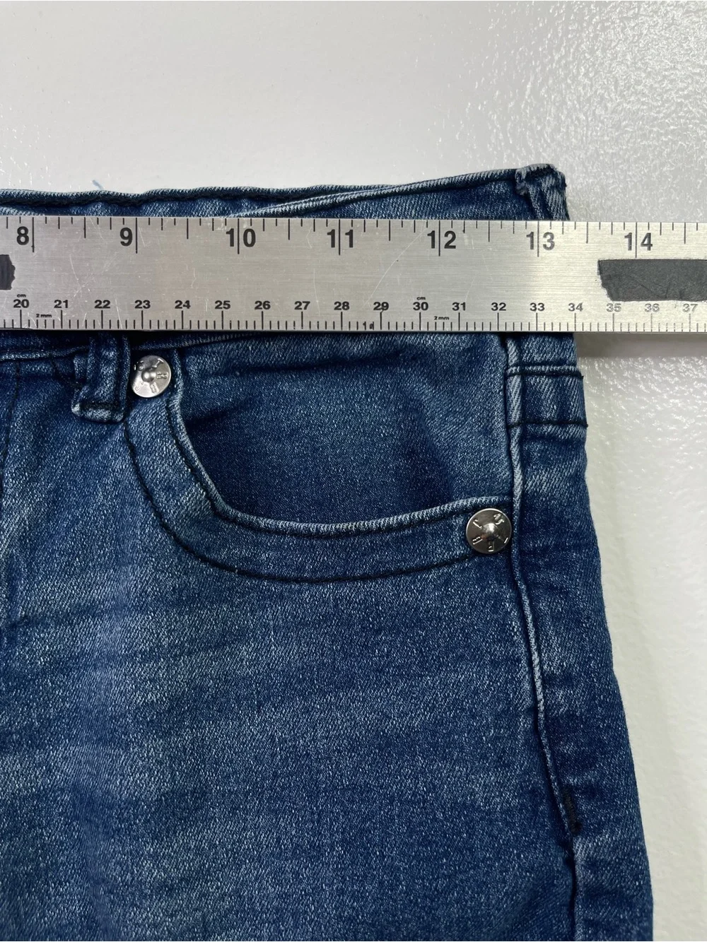 True Religion Kids Cargo Straight Leg Medium Wash Jeans Size M (10/12)